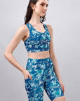 SOIE Woman - Printed Athleisure Sports Bra & High-Waist Knee-Length Sports Shorts Cord Set - Athleisure Set -for Women