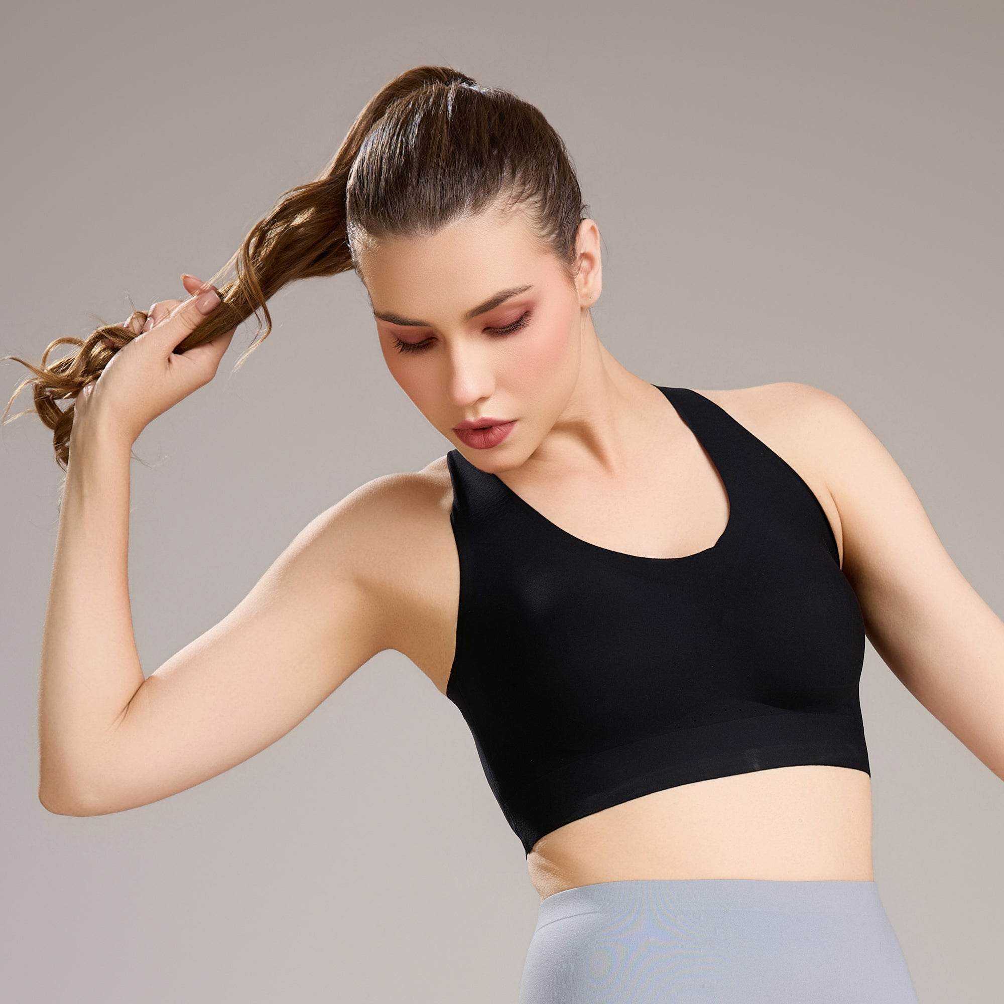 Padded Non wired Full Coverage Seamless Sports Bra with Criss-Cross Back