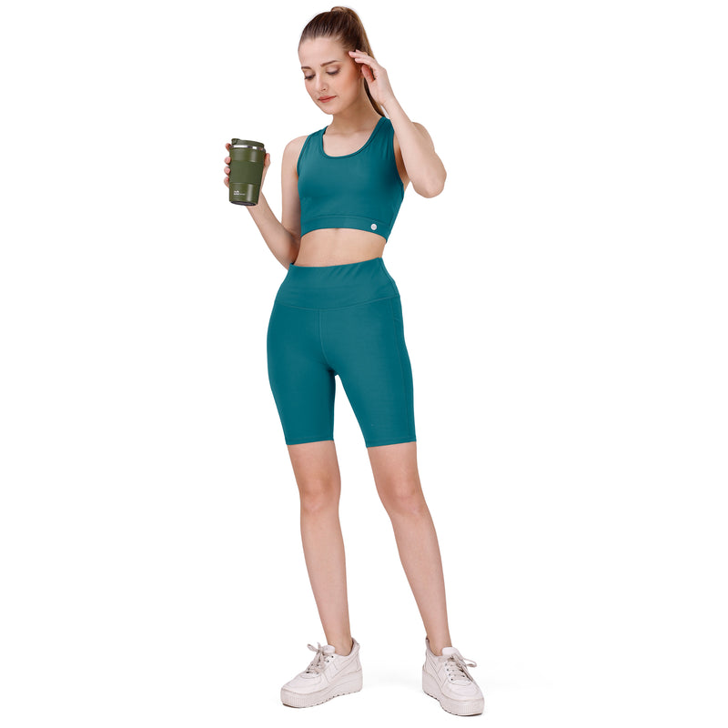 High Waist Knee Length Solid Sports Shorts With Pocket