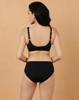 Full coverage Sweetheart neckline padded wired bra with Medium coverage brief