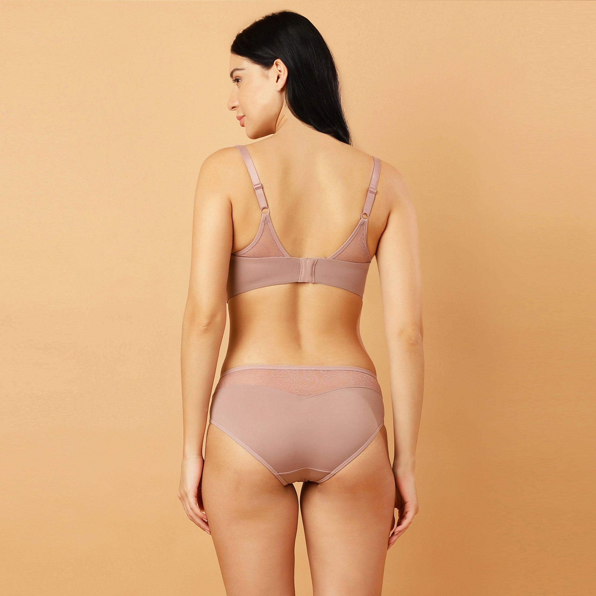 Full Coverage Padded Bra and Mid Rise Brief With Lace Detailing