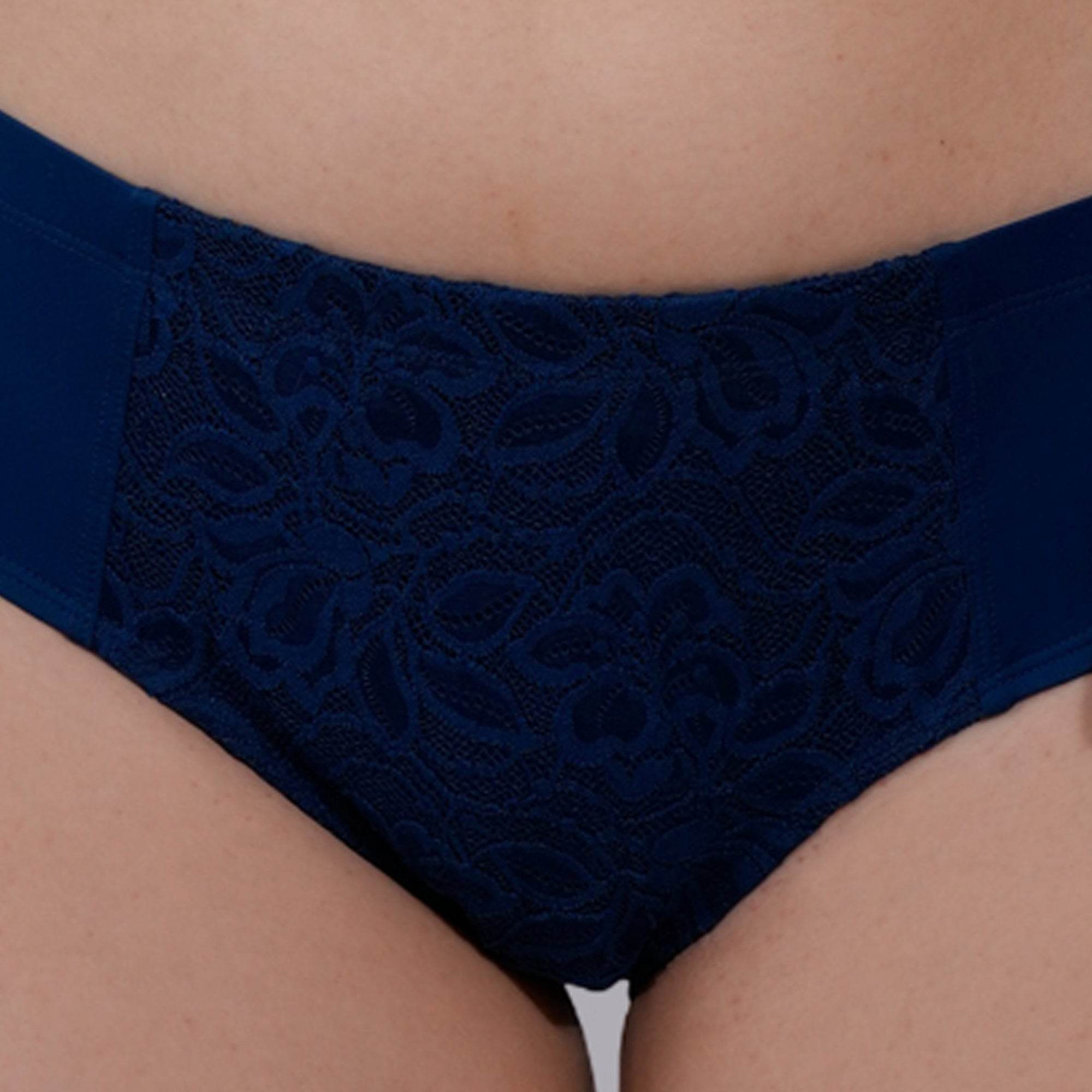 SOIE Woman - High Waist Full Coverage Lace Panty - Panty -for Women