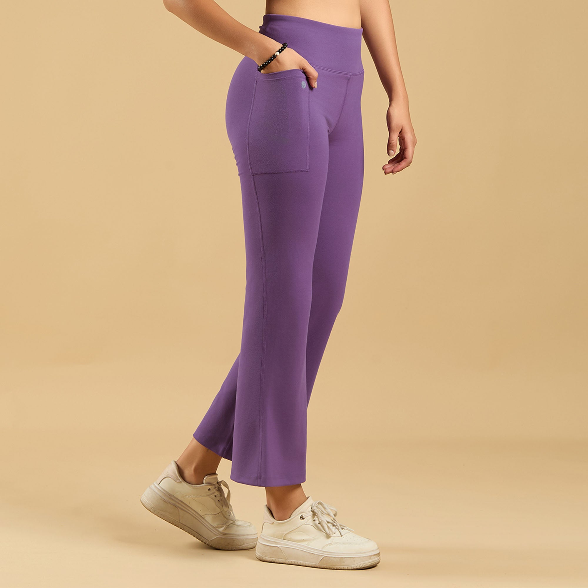 Mid-Rise Fit &amp; Flared Pants with 4-Way Stretch &amp; Compression Waistband AT-25