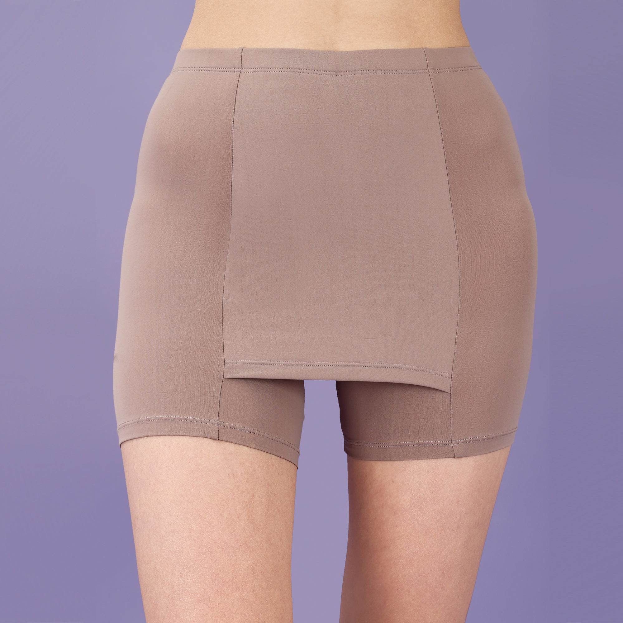 SOIE Woman - Mid Rise Above Knee Length Cycling Shorts with No V-Line - Cycling Shorts -for Women