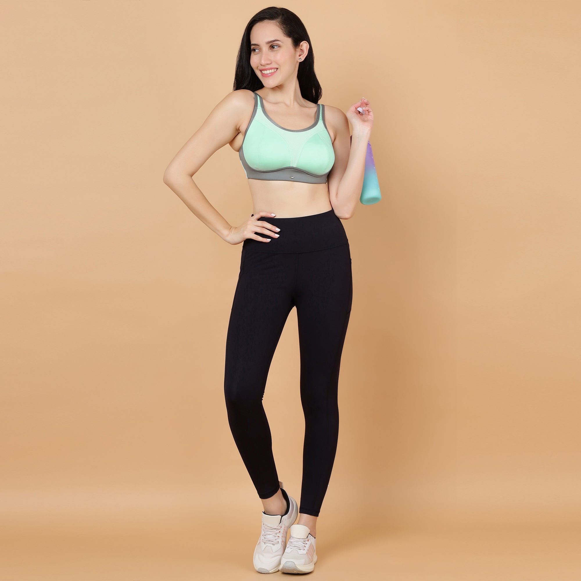 Medium Impact Lightly Padded Non Wired Extreme Coverage Sports Bra