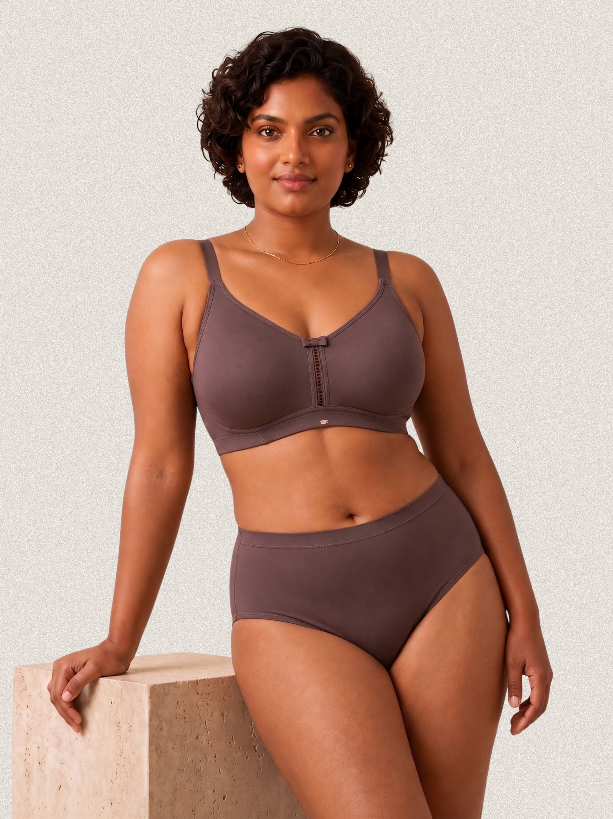 Triple-Layer No-Show Full Coverage Nylon Minimizer Bra