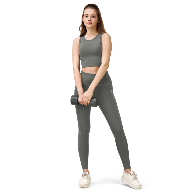Cut Straight to It Cropped Workout Leggings | Nasty Gal
