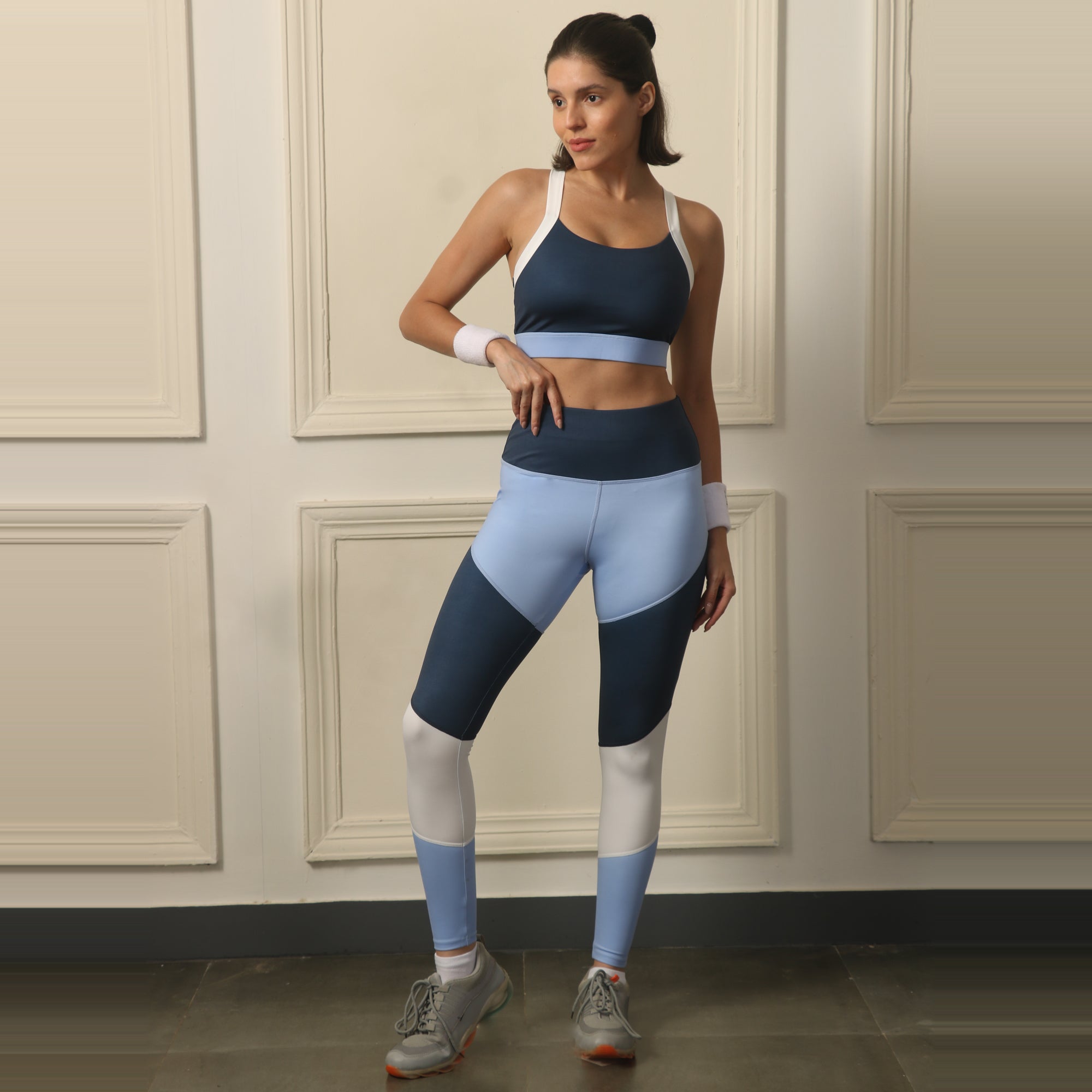 High-Waist Compression Waistband Ankle-Length Leggings with Tri-Color Block-AT-16