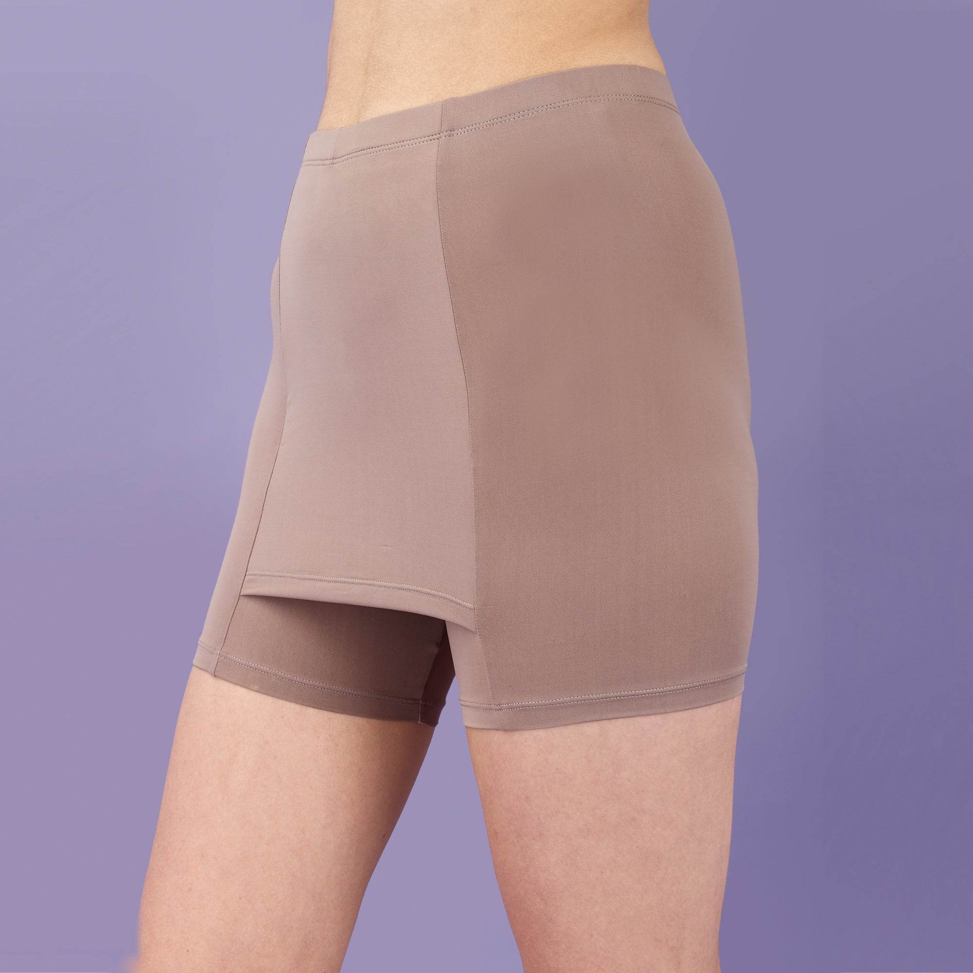 SOIE Woman - Mid Rise Above Knee Length Cycling Shorts with No V-Line - Cycling Shorts -for Women