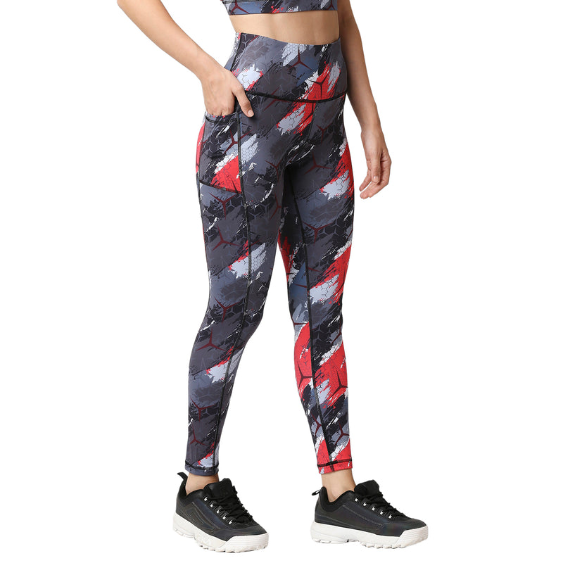 Set of Medium Impact Racerback Sports Bra with High Waist Ankle Length Sports Leggings With Pockets