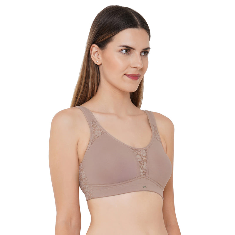 Buy SOIE Women's Full Coverage Non-Padded Non-Wired Lace Bra with