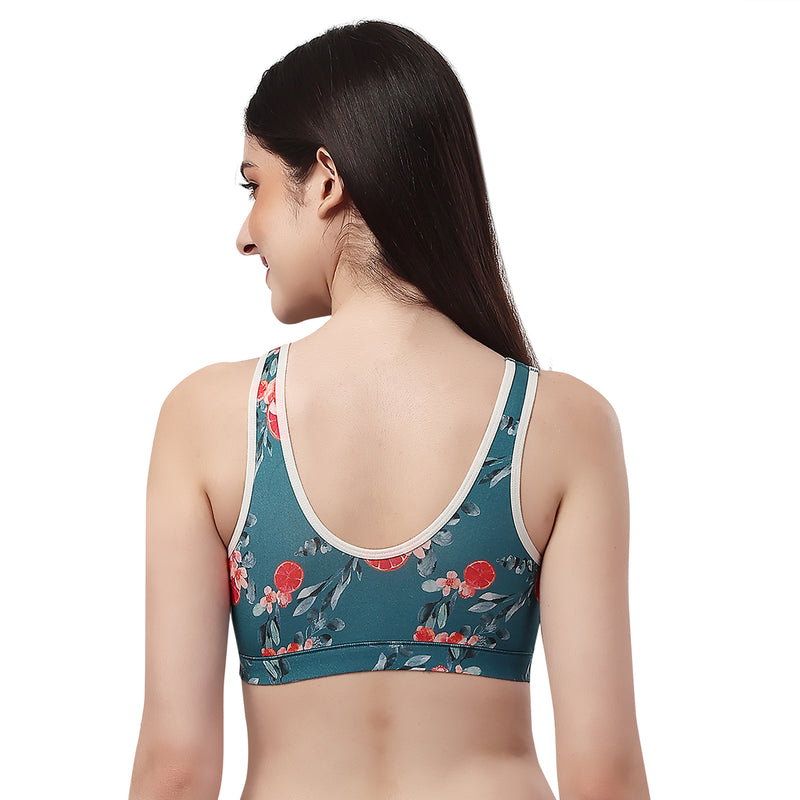 Non-wired organic cotton triangle bra with removable pads