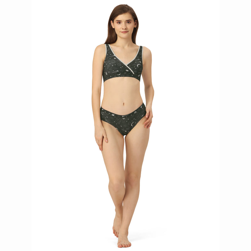 Mid Rise Seamless Full Coverage Brief